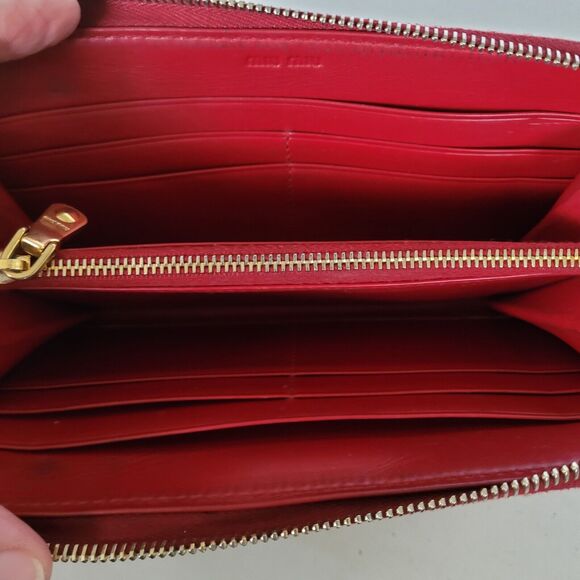 MIU MIU Patent Leather Red Burgundy Zip Long Wallet Clutch Logo Accordion Large - Picture 7 of 14